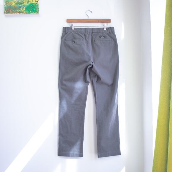 Banana Republic Men's 32x32 Gray Straight Leg Chinos - Picture 2 of 7